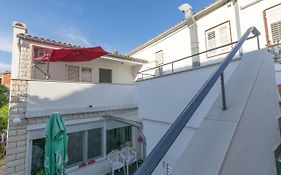 Apartments Nina